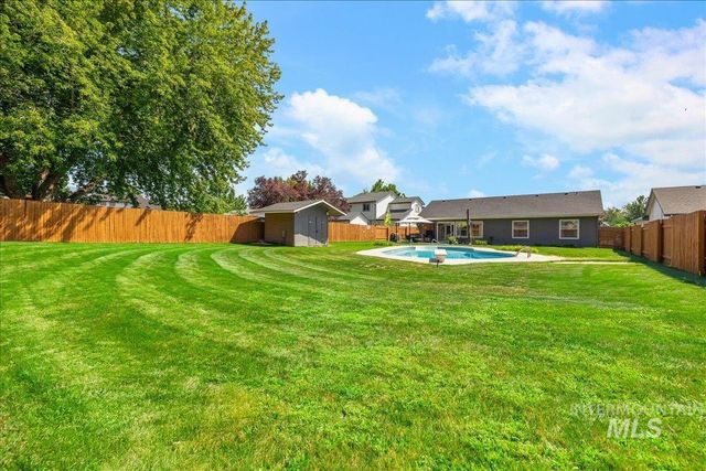 9752 W Bridgegate St, Boise, ID 83709
