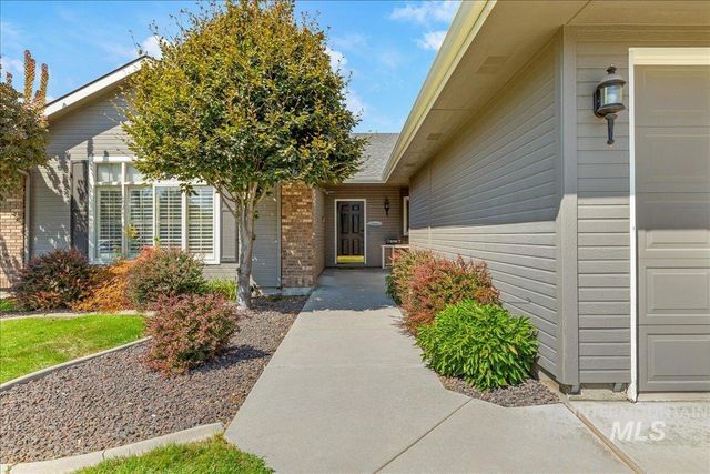 9752 W Bridgegate St, Boise, ID 83709
