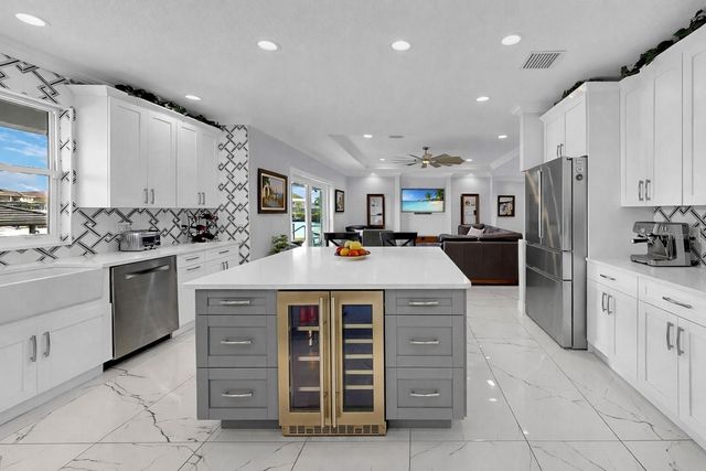 901 CAPRICCIO LANE, Apollo Beach, FL 33572