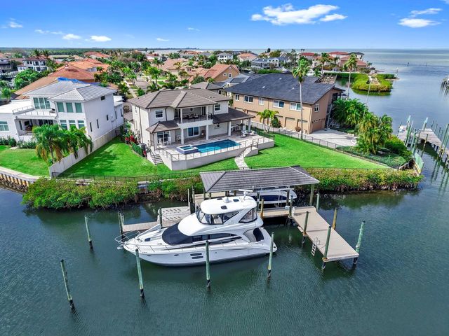 901 CAPRICCIO LANE, Apollo Beach, FL 33572