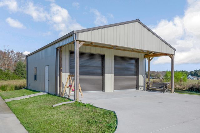 1039 Highway 20, Thibodaux, LA 70301