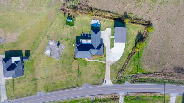 1039 Highway 20, Thibodaux, LA 70301