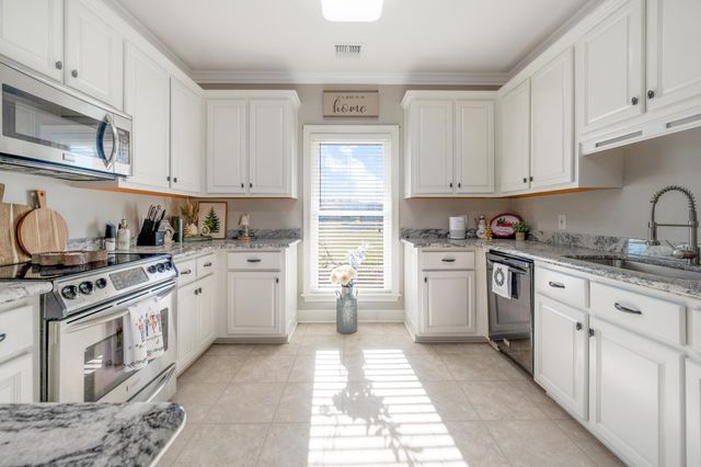 1039 Highway 20, Thibodaux, LA 70301