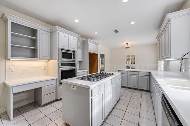 18988 Ocean Mist Court, Montgomery, TX 77356