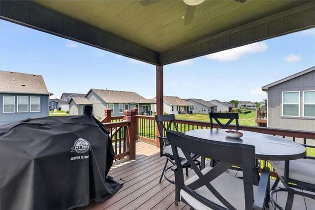 1515 SW Arbor Valley Drive, Lee's Summit, MO 64082