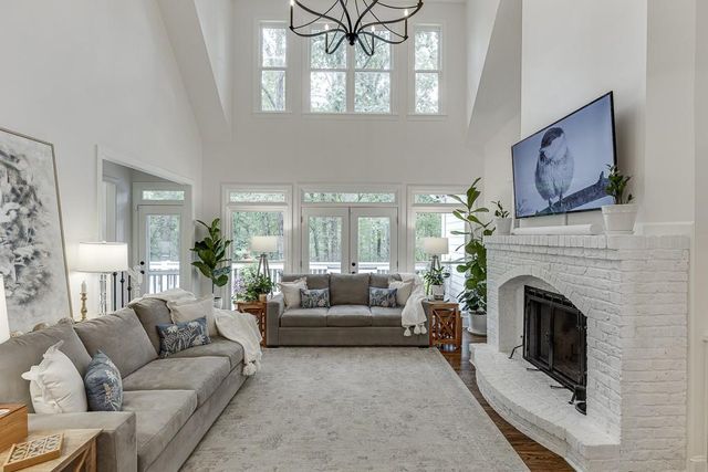 9315 Spinnaker Lane, Gainesville, GA 30506