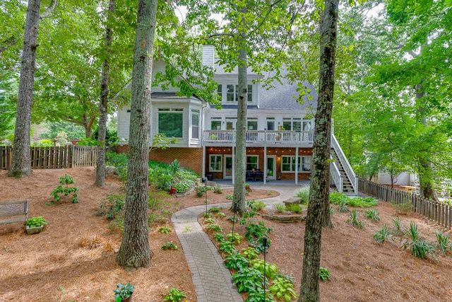 9315 Spinnaker Lane, Gainesville, GA 30506
