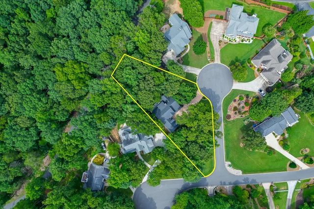 9315 Spinnaker Lane, Gainesville, GA 30506
