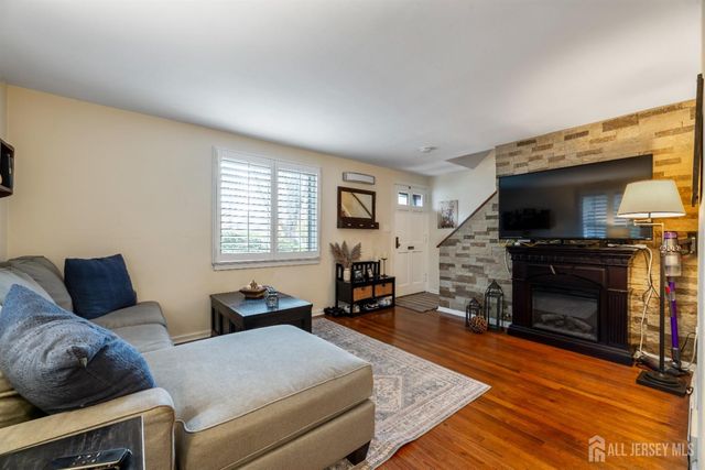 187 Newman Street, Metuchen, NJ 08840