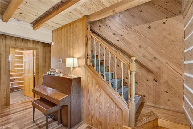 1805 Chrisco Road W, Seagrove, NC 27341