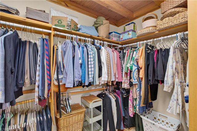 1805 Chrisco Road W, Seagrove, NC 27341