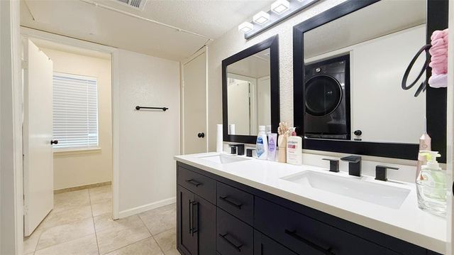 9809 Richmond Avenue C13, Houston, TX 77042