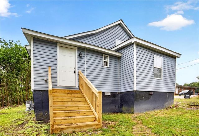824 Sunset Street, Reidsville, NC 27320