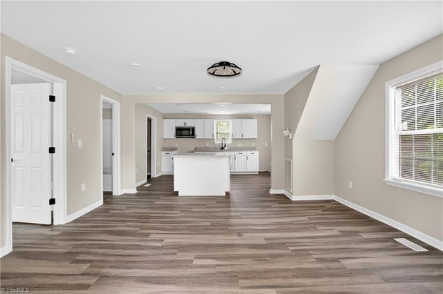 824 Sunset Street, Reidsville, NC 27320