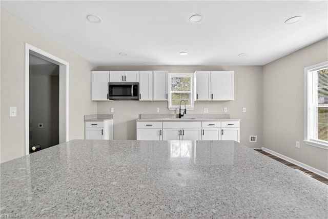 824 Sunset Street, Reidsville, NC 27320