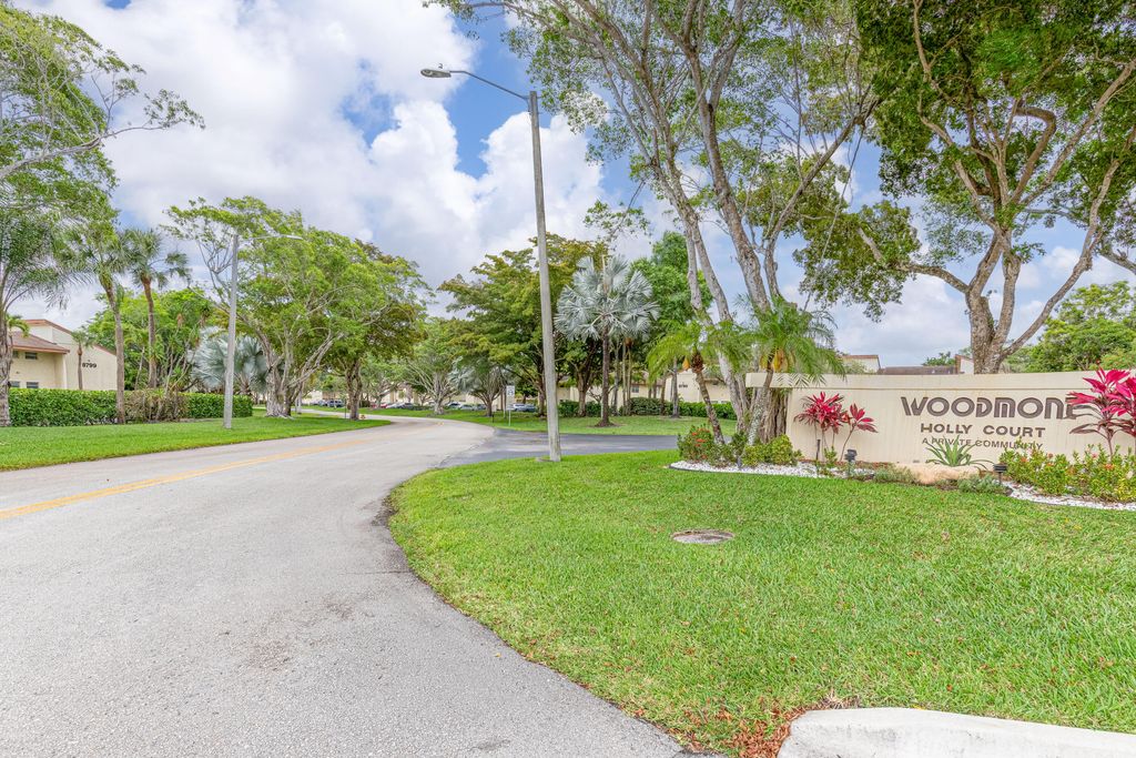 8751 Holly Court 104, Tamarac, FL 33321