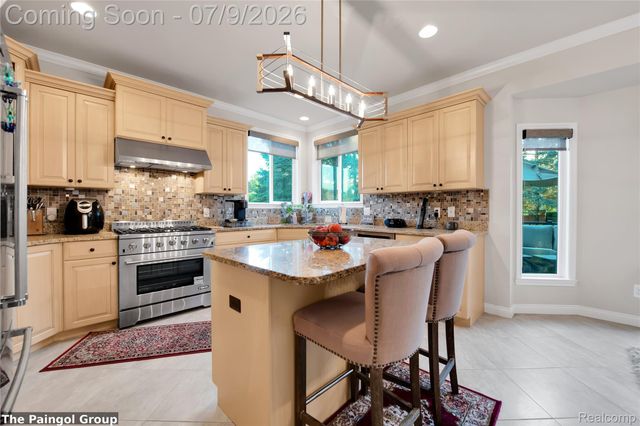 54491 PRESTON PINES Lane, Shelby Charter Township, MI 48315