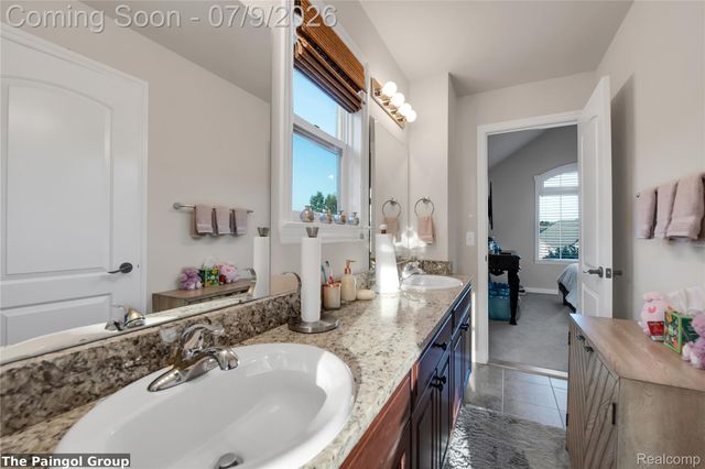 54491 PRESTON PINES Lane, Shelby Charter Township, MI 48315