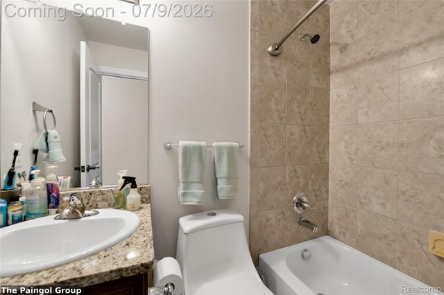 54491 PRESTON PINES Lane, Shelby Charter Township, MI 48315