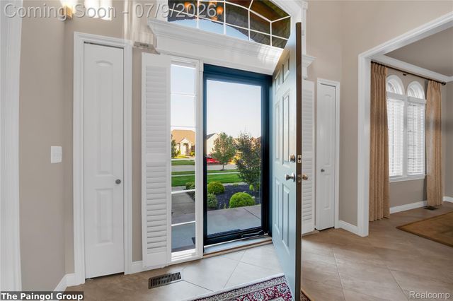 54491 PRESTON PINES Lane, Shelby Charter Township, MI 48315