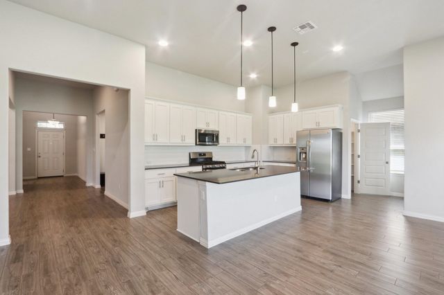 12804 Mission River DR, Manchaca, TX 78652