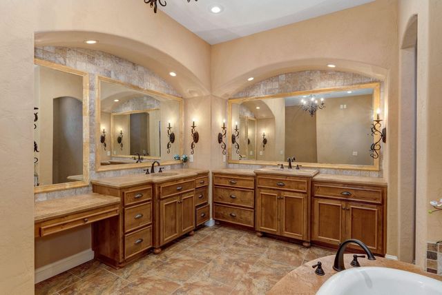 3852 San Poppi Court, Ozark, MO 65721