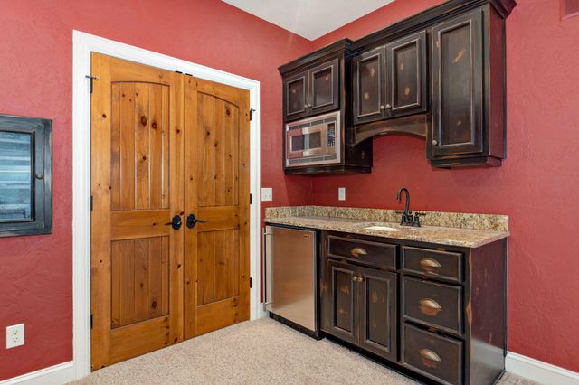 3852 San Poppi Court, Ozark, MO 65721