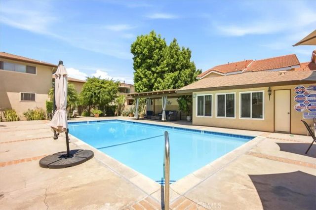 10365 Downey Avenue, Downey, CA 90241