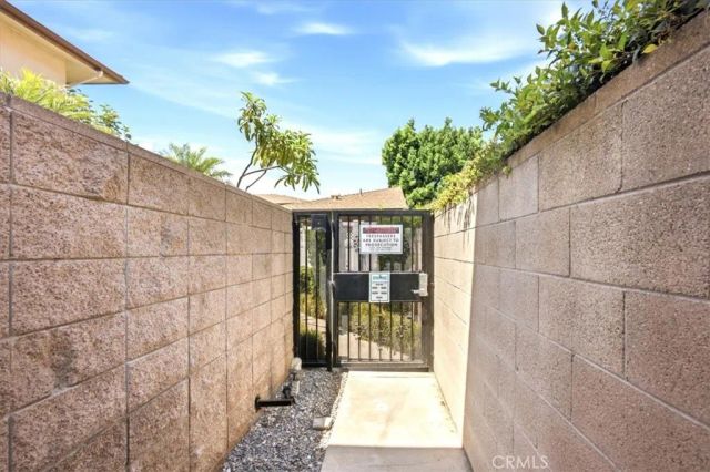 10365 Downey Avenue, Downey, CA 90241