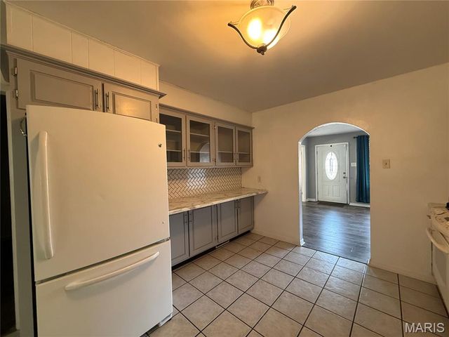 2918 Indiana Avenue, Granite City, IL 62040