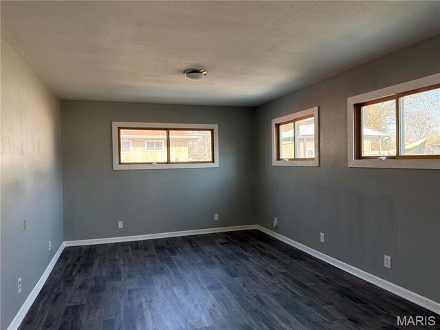 2918 Indiana Avenue, Granite City, IL 62040