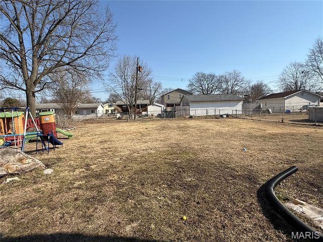 2918 Indiana Avenue, Granite City, IL 62040