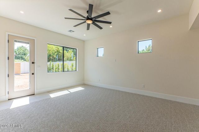 2801 E ELM Street, Phoenix, AZ 85016