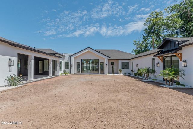 2801 E ELM Street, Phoenix, AZ 85016