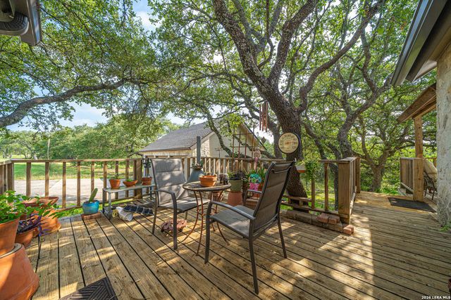 1325 OLD BOERNE RD, Bulverde, TX 78163