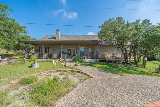 1325 OLD BOERNE RD, Bulverde, TX 78163