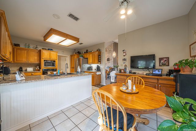 1325 OLD BOERNE RD, Bulverde, TX 78163