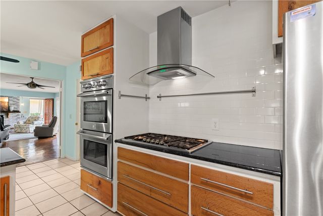 517 Wesley Oak Circle, St Simons Island, GA 31522