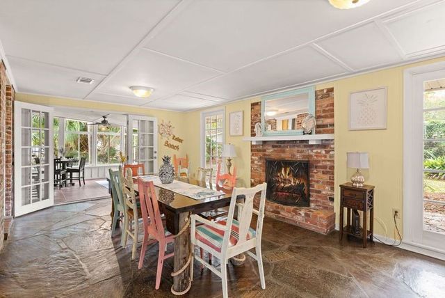 517 Wesley Oak Circle, St Simons Island, GA 31522