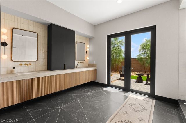 8585 Stange Avenue, Las Vegas, NV 89129