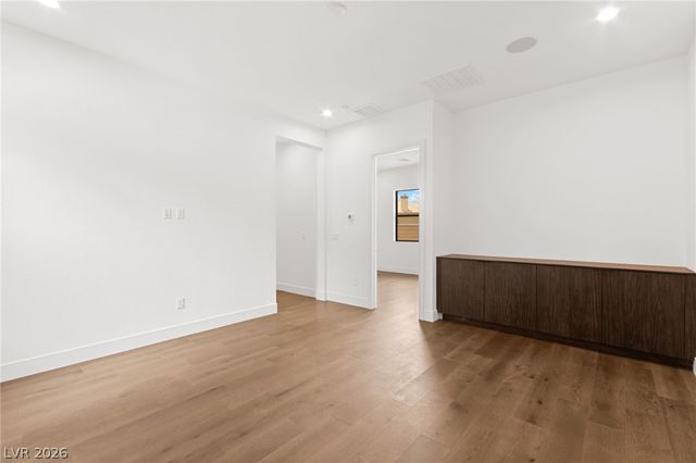 8585 Stange Avenue, Las Vegas, NV 89129