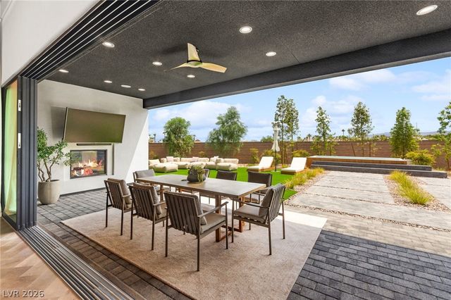 8585 Stange Avenue, Las Vegas, NV 89129