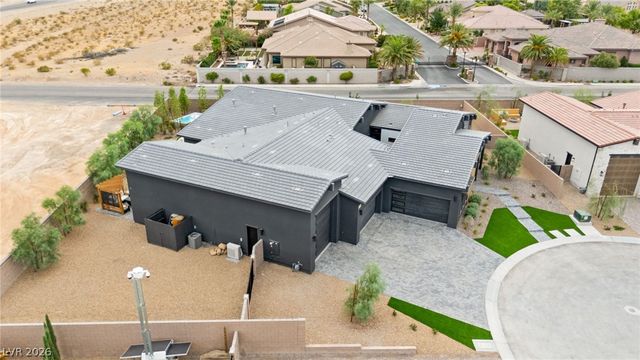 8585 Stange Avenue, Las Vegas, NV 89129