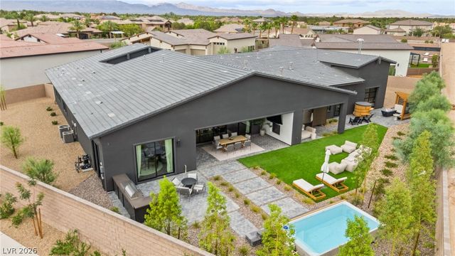 8585 Stange Avenue, Las Vegas, NV 89129