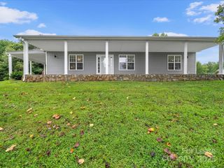 1585 Nathanial Street, Newton, NC 28658