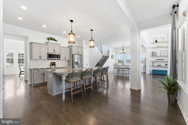 40 EDGEWATER DR, Fredericksburg, VA 22406