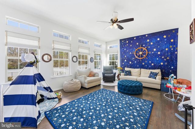 40 EDGEWATER DR, Fredericksburg, VA 22406