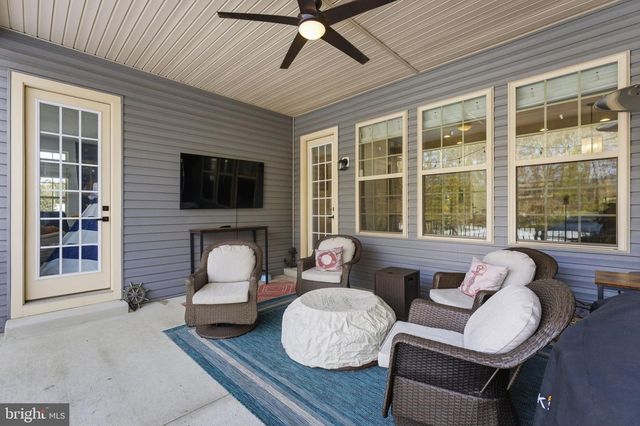 40 EDGEWATER DR, Fredericksburg, VA 22406