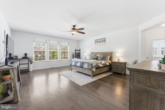 40 EDGEWATER DR, Fredericksburg, VA 22406