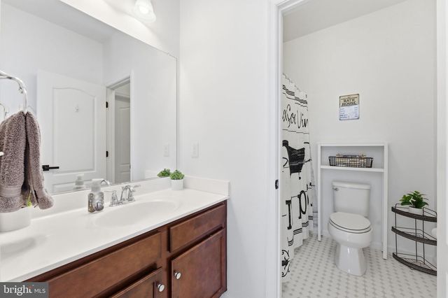 40 EDGEWATER DR, Fredericksburg, VA 22406